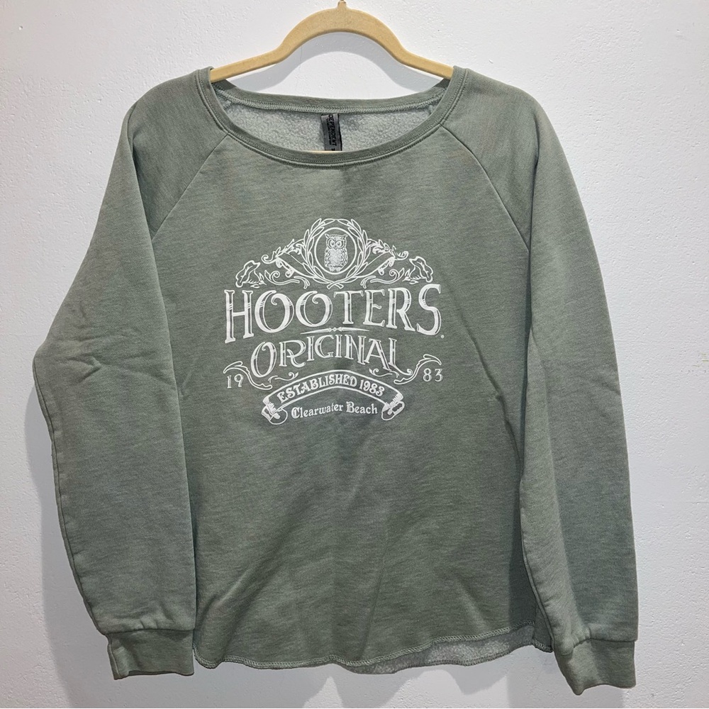 Sage Green Original Hooters Women’s Sweatshirt M
